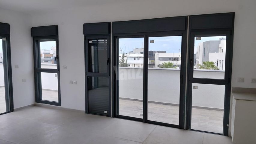 גג/ פנטהאוז להשכרה בתל אביב יפו (תיווך) — 3
