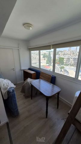 דירה להשכרה בירושלים (תיווך) — 2