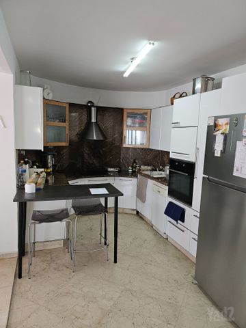 תמונה 7 של דירת 5 חדרים להשכרה בראשון לציון