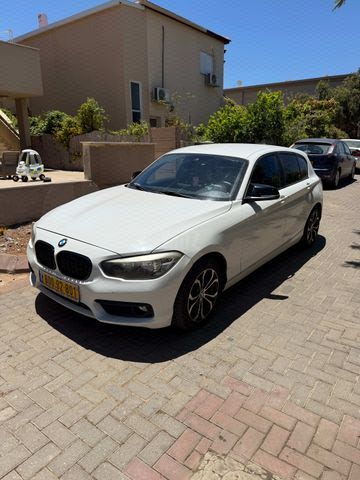 מודעת רכב ב מ וו סדרה 1