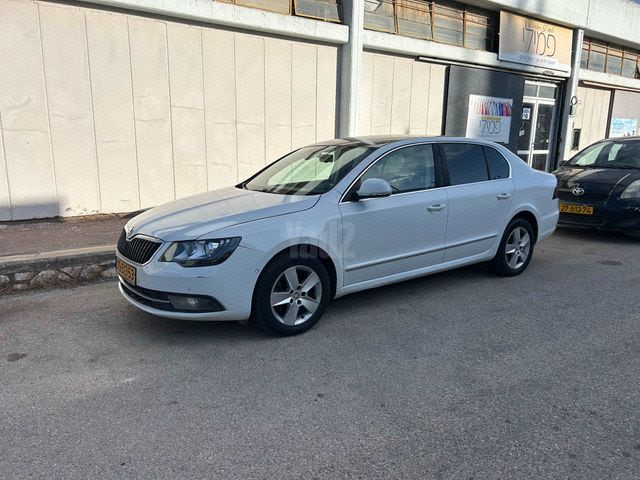 מודעת רכב סקודה סופרב