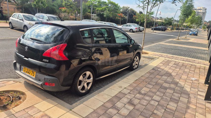 מודעת רכב פיג'ו 3008