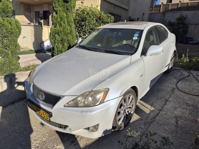 מודעת רכב לקסוס IS