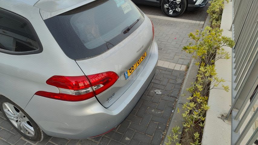 מודעת רכב פיג'ו 308