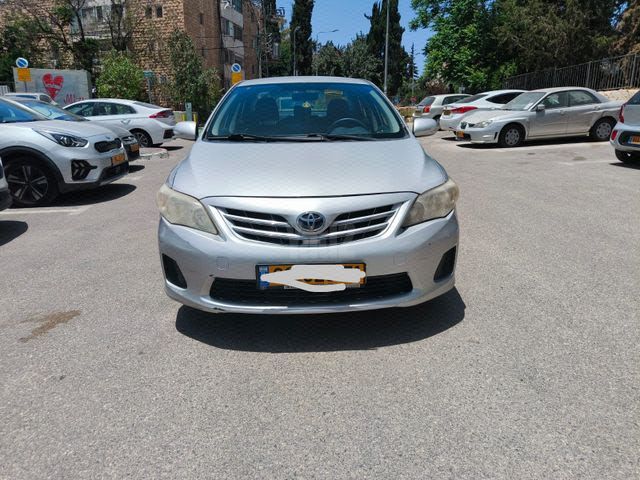 מודעת רכב טויוטה קורולה