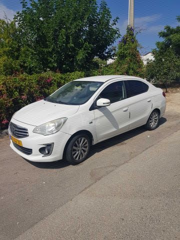 מודעת רכב מיצובישי אטראז'