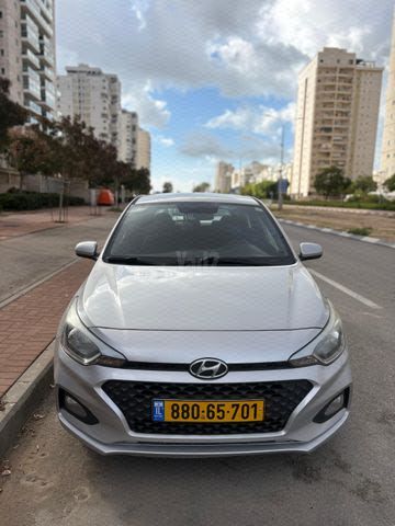 מודעת רכב יונדאי i20