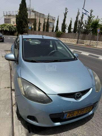 מודעת רכב מאזדה 2