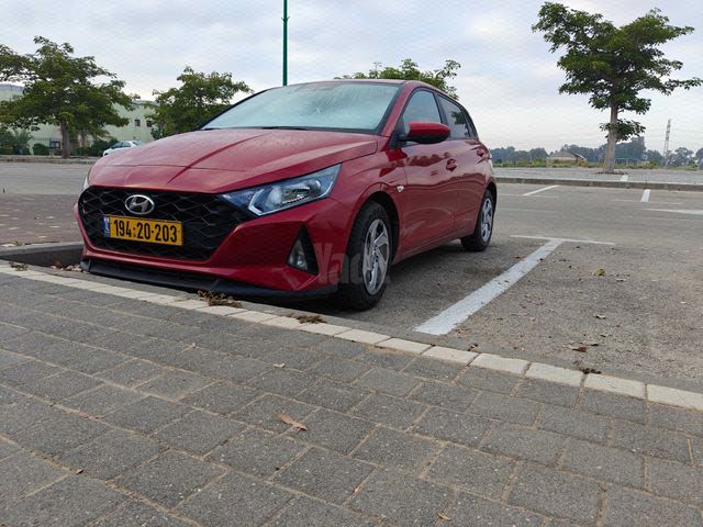 מודעת רכב יונדאי i20