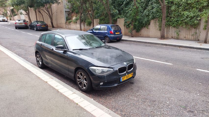 מודעת רכב ב מ וו סדרה 1