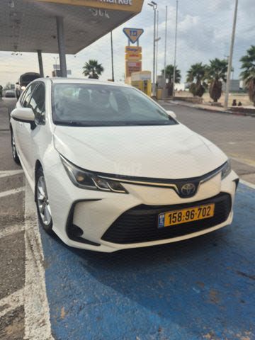 מודעת רכב טויוטה קורולה