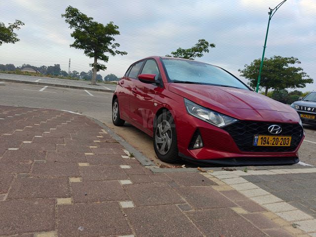מודעת רכב יונדאי i20
