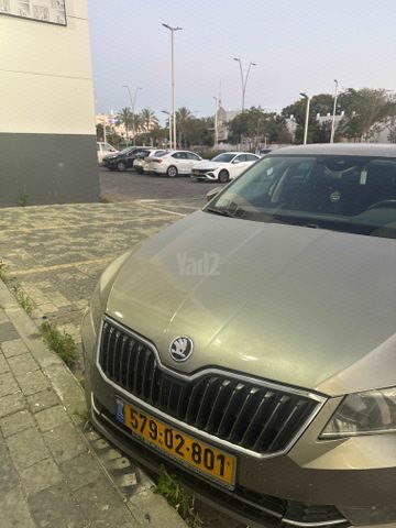 מודעת רכב סקודה סופרב