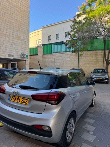 מודעת רכב יונדאי i20