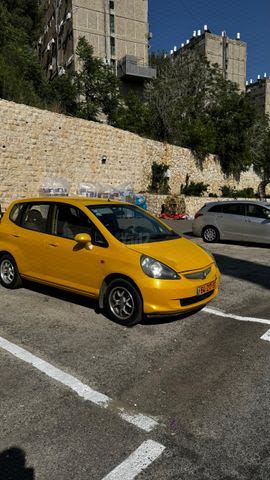 מודעת רכב הונדה ג'אז