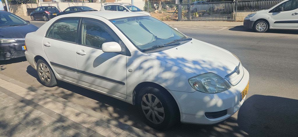 מודעת רכב טויוטה קורולה