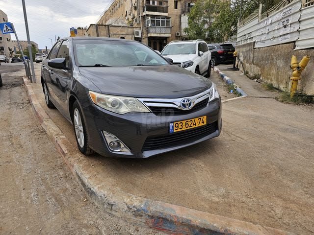 מודעת רכב טויוטה קאמרי