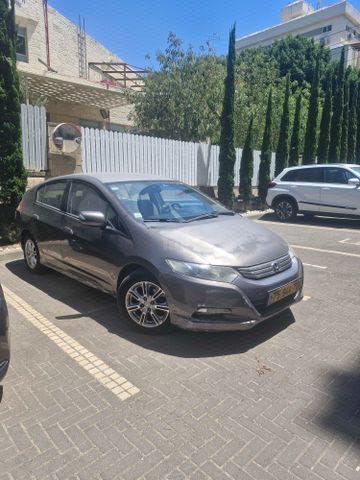 מודעת רכב הונדה אינסייט