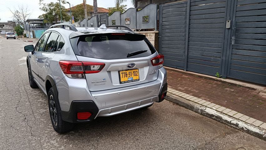 מודעת רכב סובארו XV