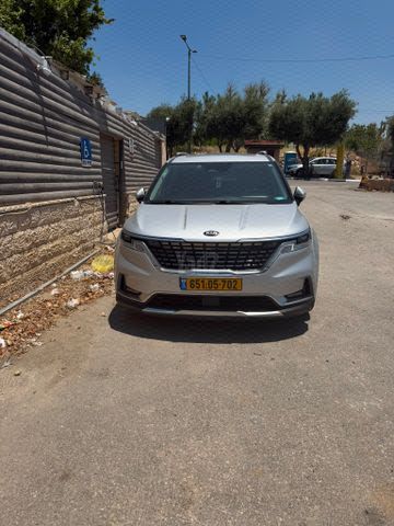 מודעת רכב קיה קרניבל