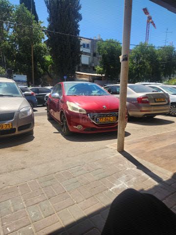 מודעת רכב פיג'ו 208