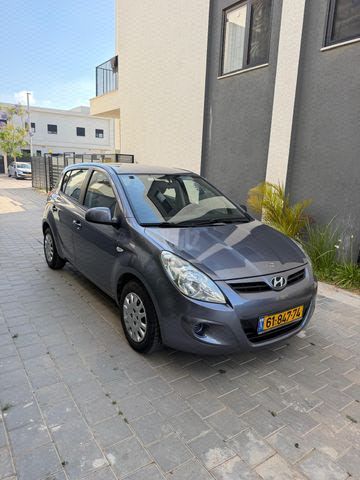 מודעת רכב יונדאי i20