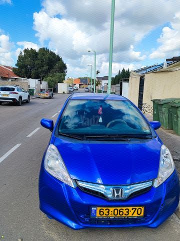 מודעת רכב הונדה ג'אז 