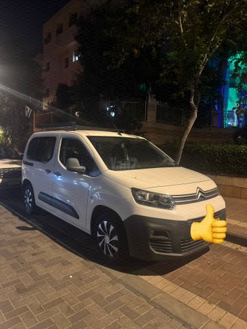 מודעת רכב סיטרואן ברלינגו