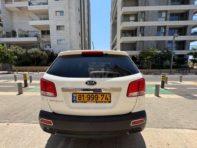 מודעת רכב קיה סורנטו