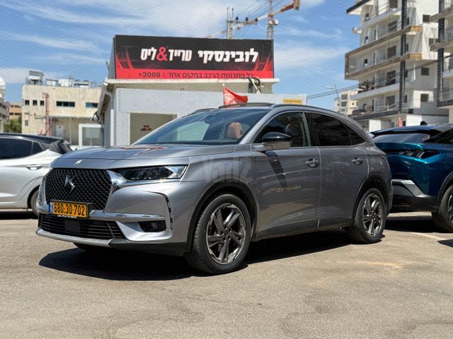 מודעת רכב די.אס 7