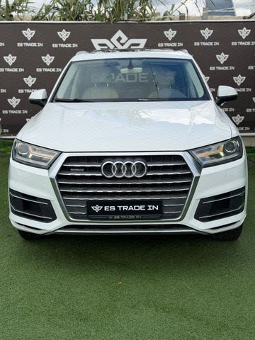 מודעת רכב אאודי Q7