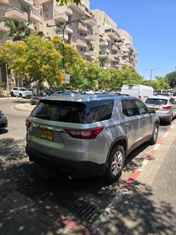 מודעת רכב שברולט טראוורס