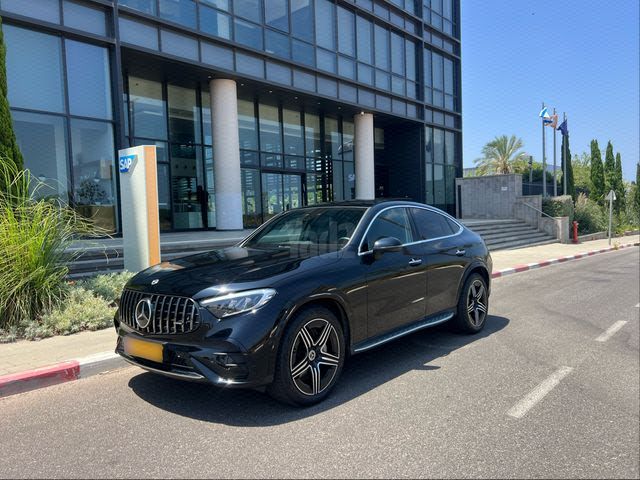 GLC קופה  Premium GLC 300 אוט׳ 2.0 (258 כ״ס)
