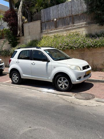 מודעת רכב דייהטסו טריוס