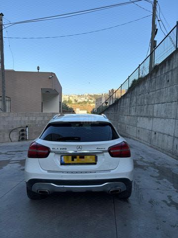 מודעת רכב מרצדס-בנץ GLA