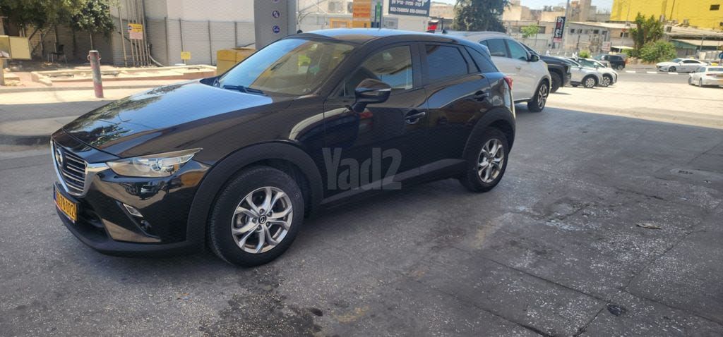 מודעת רכב מאזדה CX-3