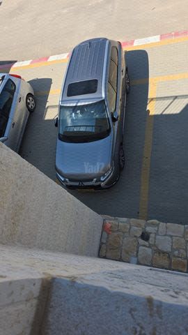 מודעת רכב מיצובישי אאוטלנדר