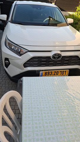 מודעת רכב טויוטה RAV4