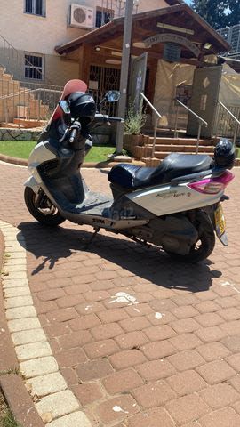 מודעת רכב סאן יאנג ג'וי רייד 200