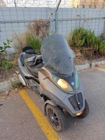 מודעת רכב פיאג'ו MP3 300