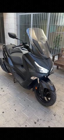 מודעת רכב סאן יאנג ג'וי-מקס Z-250