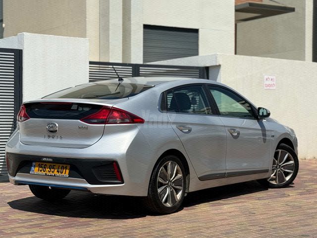 מודעת רכב יונדאי איוניק