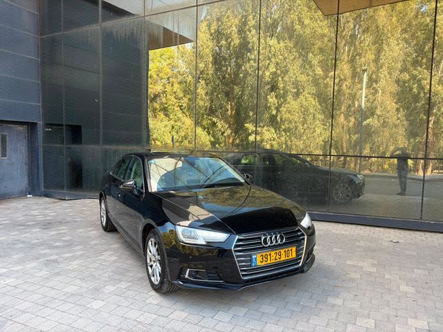 מודעת רכב אאודי A4