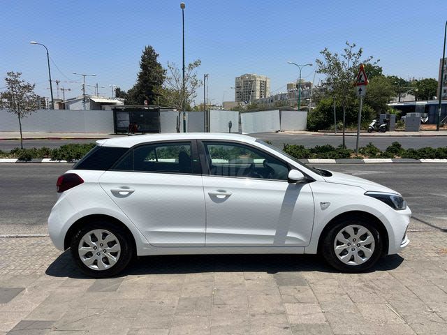 מודעת רכב יונדאי i20