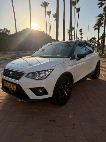 מודעת רכב סיאט ארונה