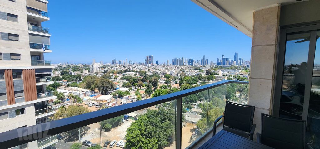 דירה למכירה בתל אביב יפו — 4