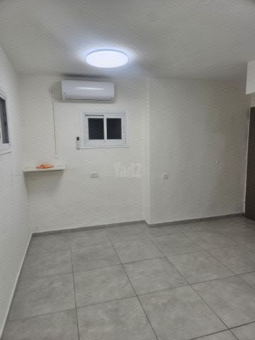 עוזיה 13