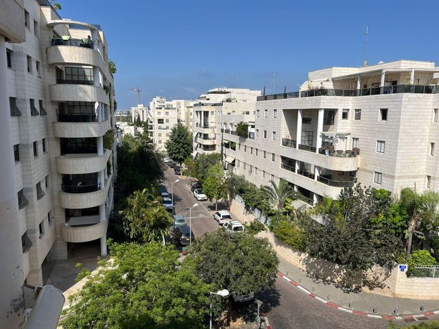 דירה למכירה בתל אביב יפו (תיווך) — 4