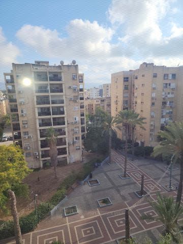 זלמן שז"ר