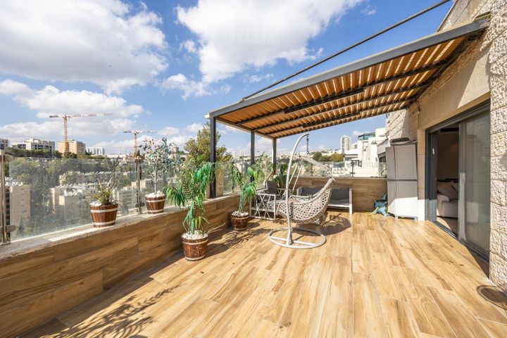 דירה למכירה בירושלים (תיווך) — 2